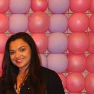 Meet your Posher, Eliane